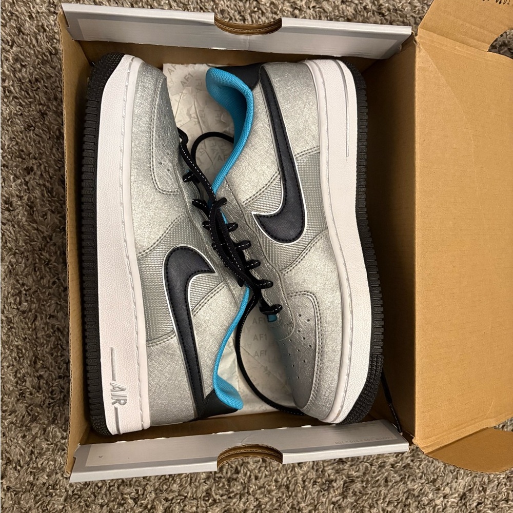 Nike Air Force 1 GS Metallic Silver Black CW6011-001 Youth Size 5Y